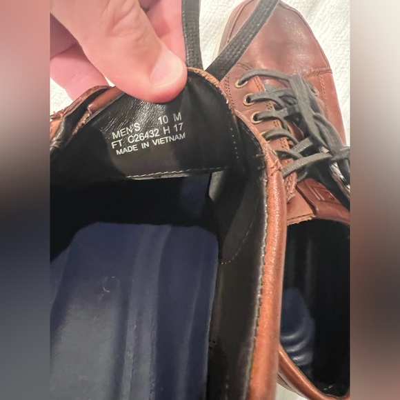 MENS COLE HAAN DRESS SHOES - Picture 9 of 10